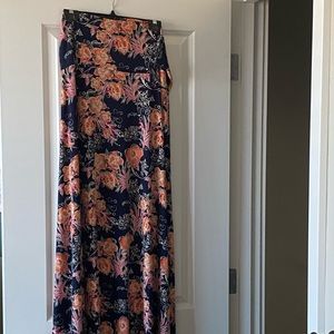 LulaRoe Maxi Skirt
